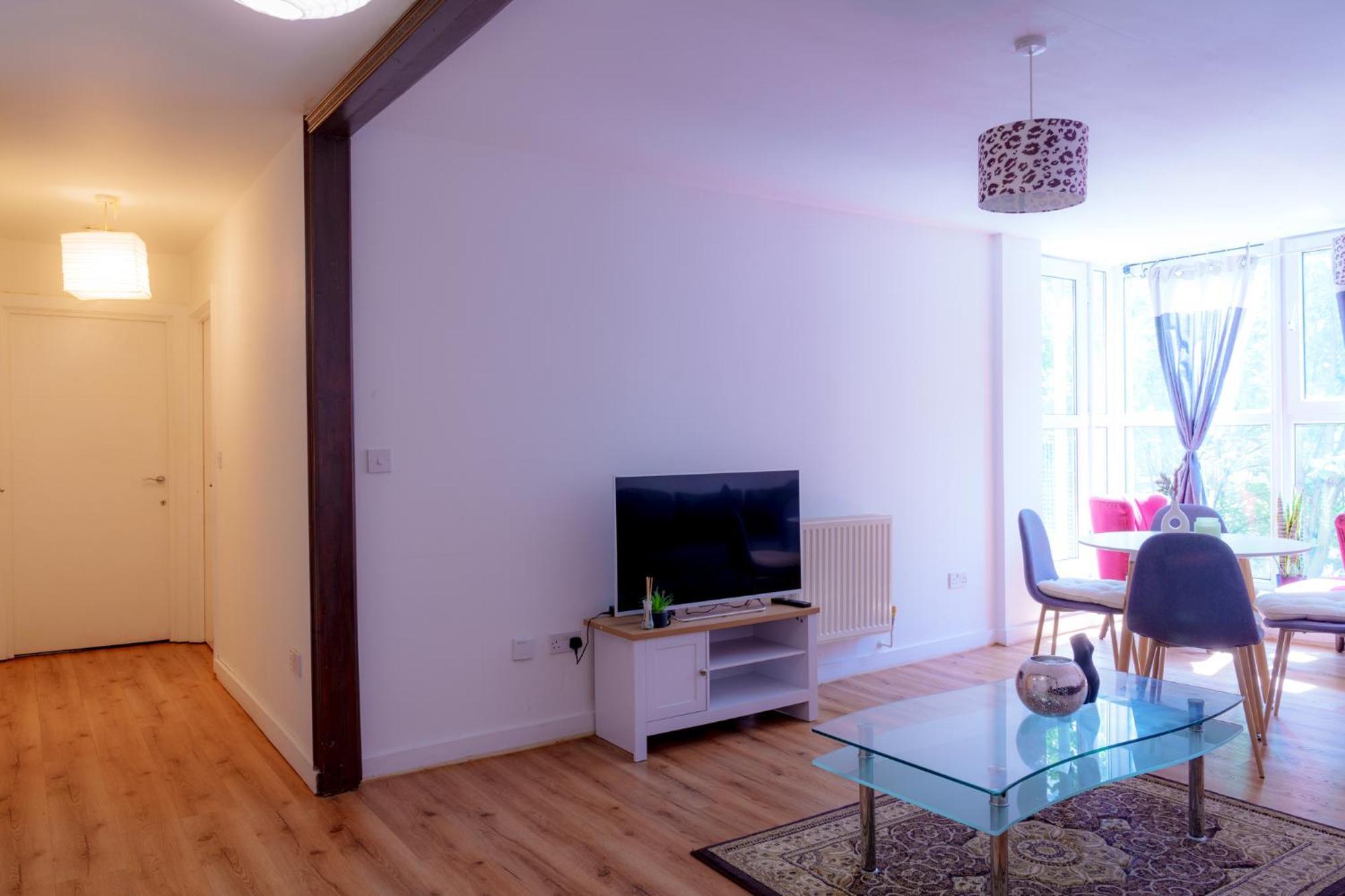 Spacious 2Bd 2Baths Apartment In Central Лондон Экстерьер фото